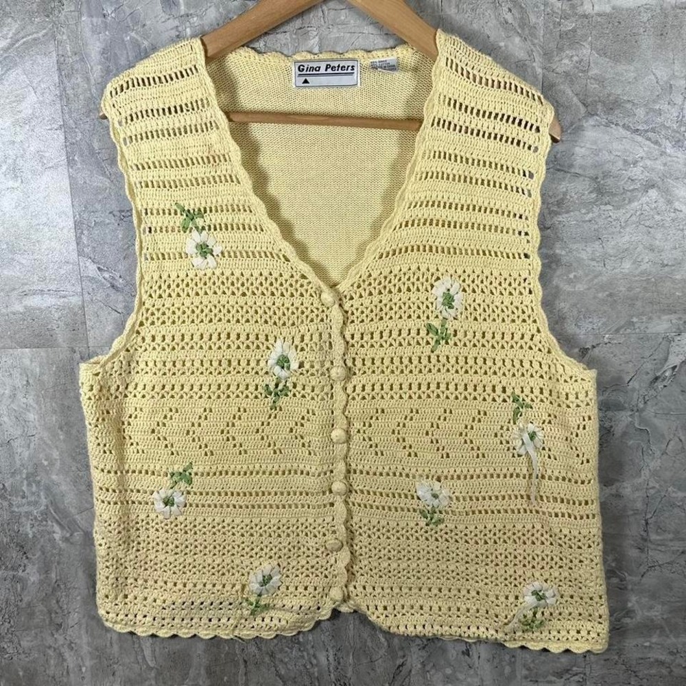VTG 90s Gina Peters Crochet Vest XL Butter Yellow Daisy Ribbon Embroidered